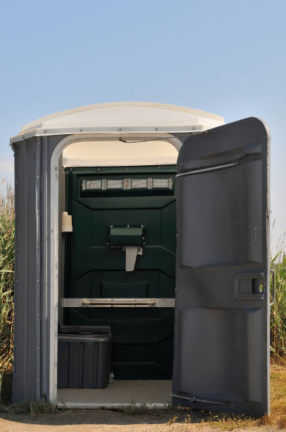 Best Affordable portable toilet rental  in Coos Bay, OR